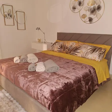 Apartment Casa Teatro 3 Gold *