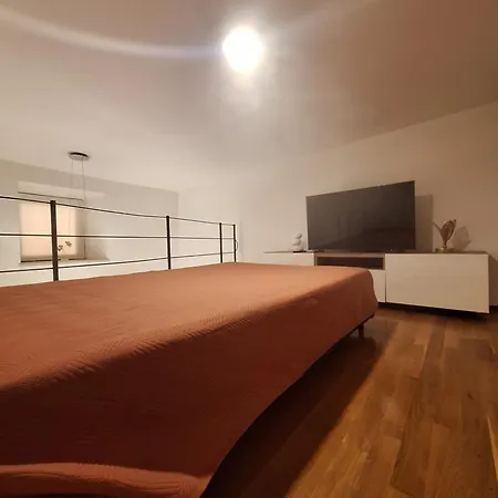 Apartment Casa Teatro 3 Gold Catania